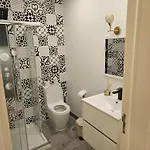 Bella Italia Coronel Miranda Hotel *
