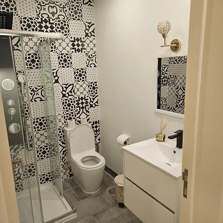 Bella Italia Coronel Miranda Hotel *