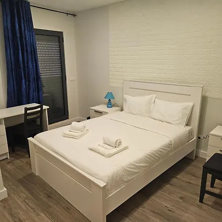 Bella Italia Coronel Miranda Hotel