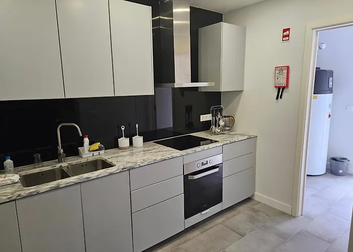 Bella Italia Coronel Miranda * 蓬塔德尔加达