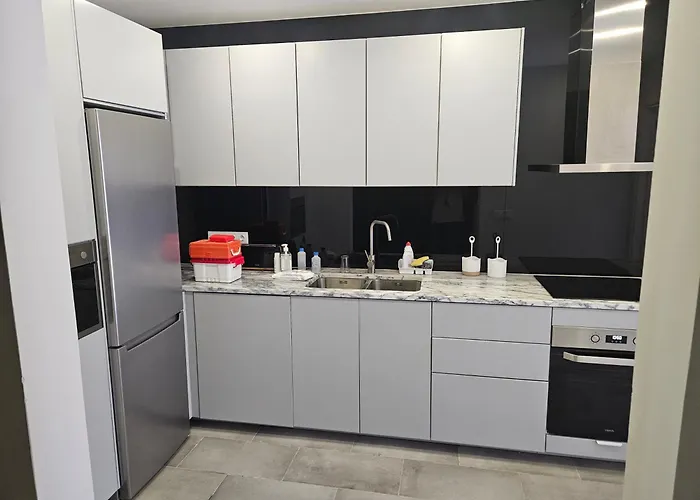 Bella Italia Coronel Miranda * 蓬塔德尔加达