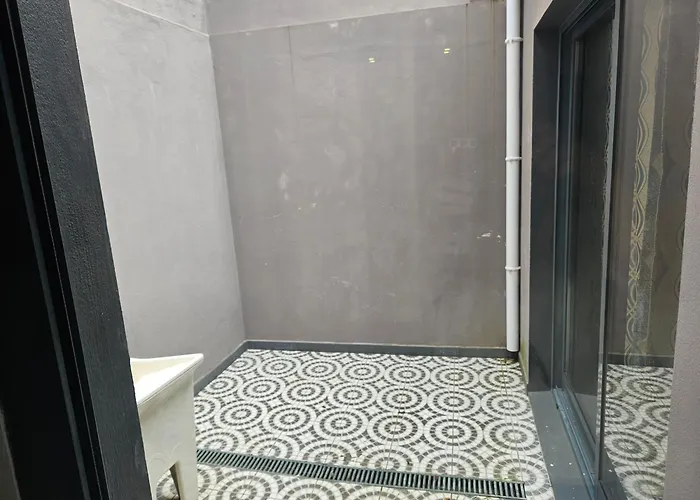 Bella Italia Coronel Miranda 酒店