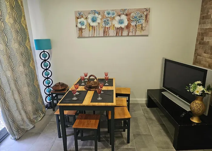 Bella Italia Coronel Miranda * 蓬塔德尔加达