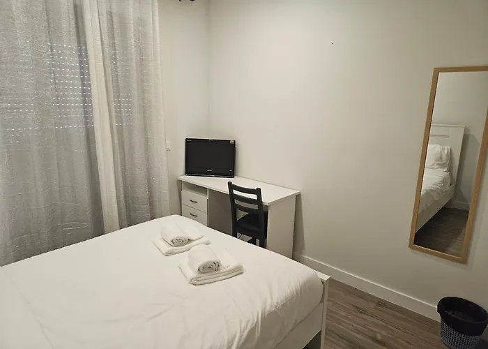 酒店 Bella Italia Coronel Miranda 蓬塔德尔加达