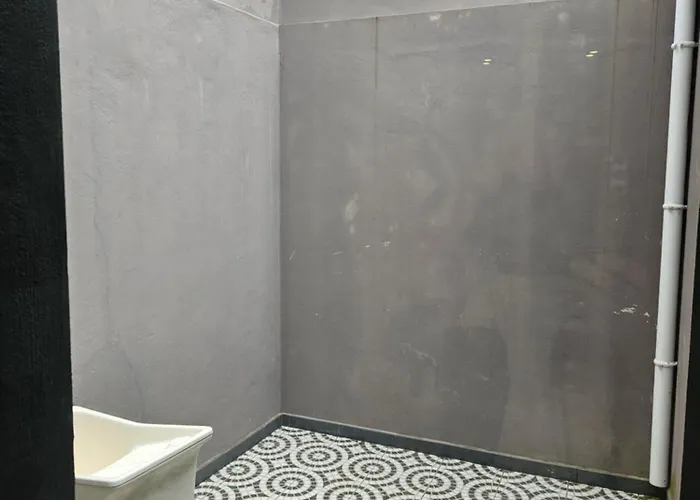 Bella Italia Coronel Miranda * 蓬塔德尔加达