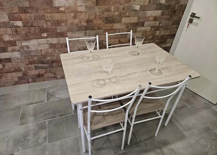 酒店 Bella Italia Coronel Miranda *