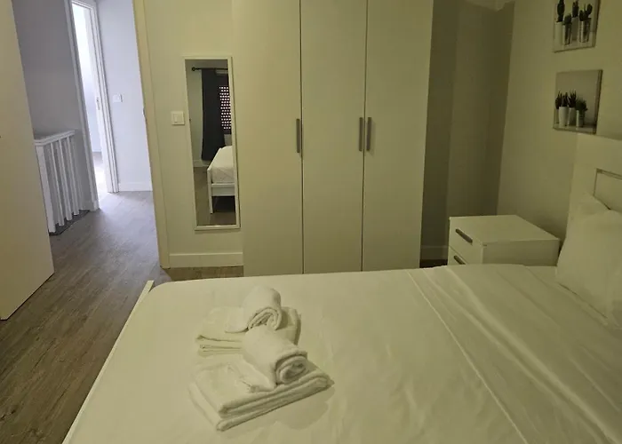 酒店 Bella Italia Coronel Miranda *